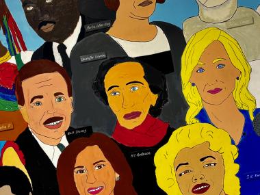 Kunst fra skolens væg i form af et billede produceret at skolens børn, forestillende en forskellige vigtige personer fra moderne historie